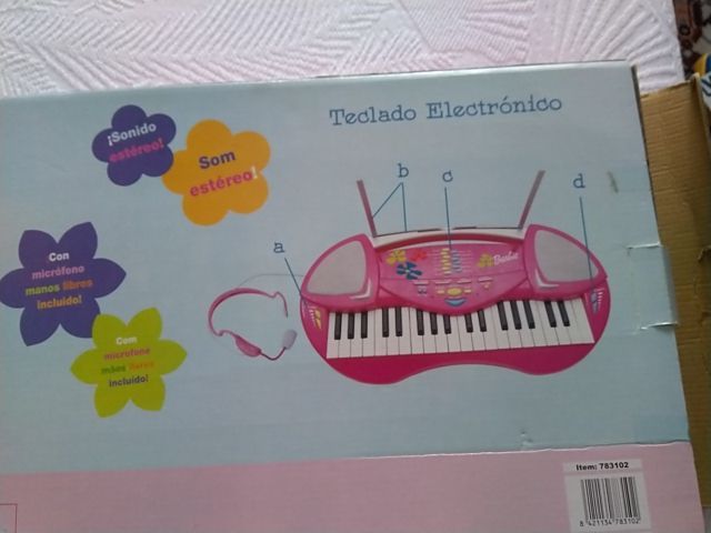 Teclado electrónico de Barbie