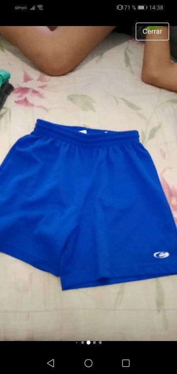 camisetas y pantalones