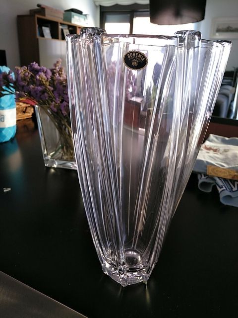 Jarrón cristal de Bohemia. Nuevo.