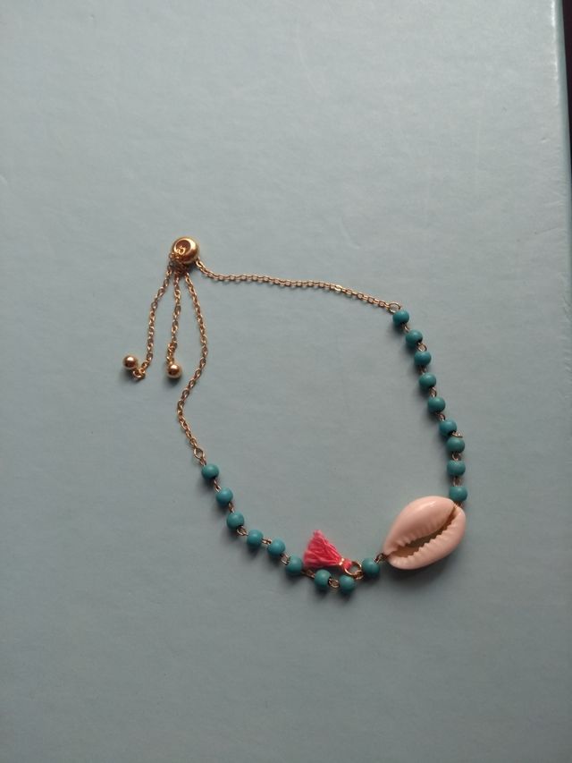 pulseras, anillos , collares, bisutería y plata