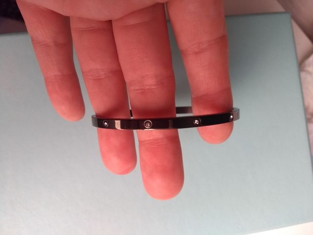 pulseras, anillos , collares, bisutería y plata