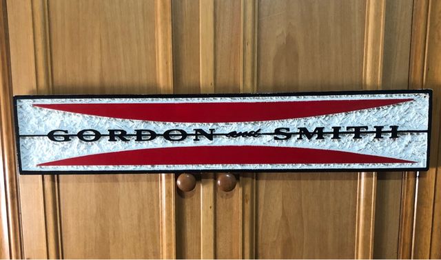 Banner display GORDON & SMITH