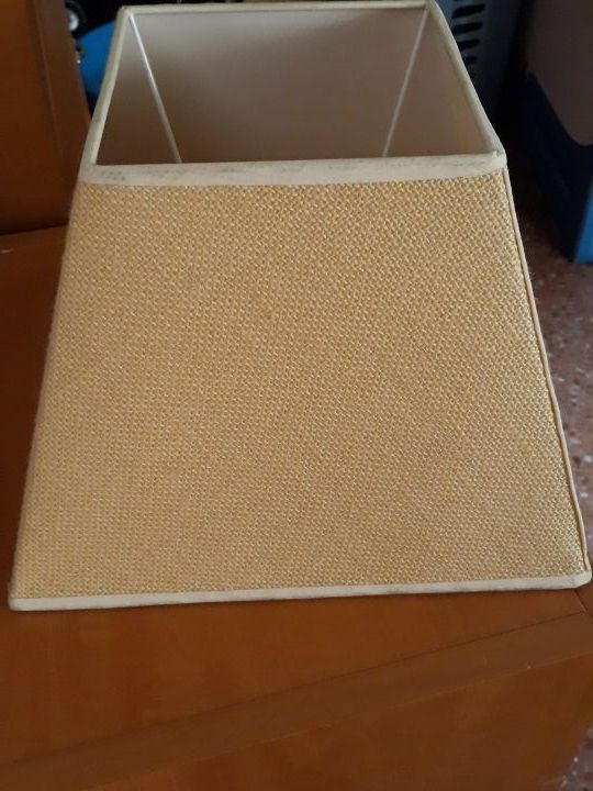 lámpara de mesita de noche (otra cabeza de regalo)