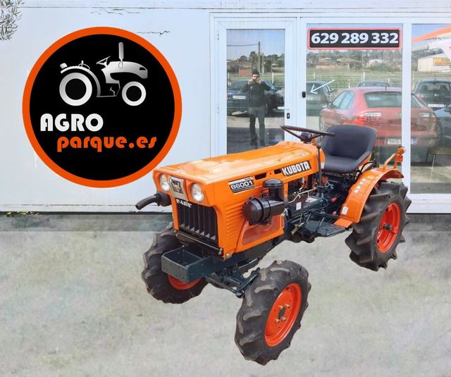 Minitractor Kubota B6001 3 cilindros