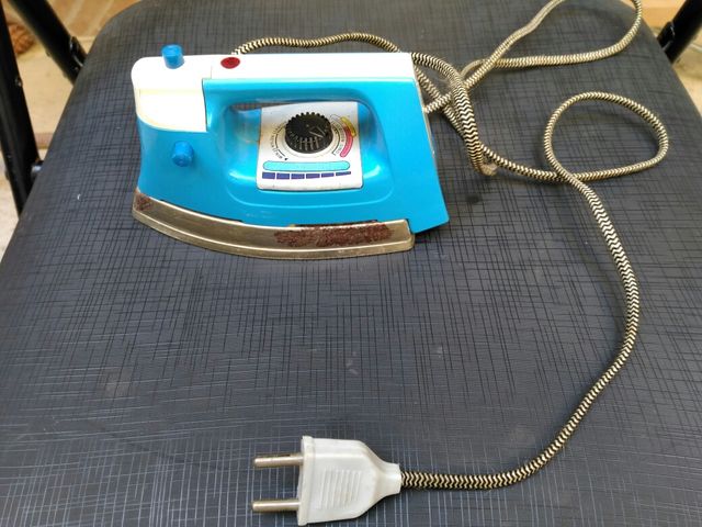 FERRO GIOCATTOLO ELETTRICO