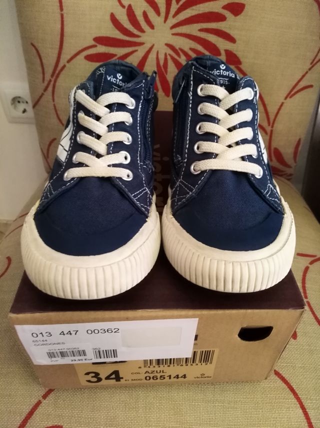 Lonas Azules numero 34. Victoria.