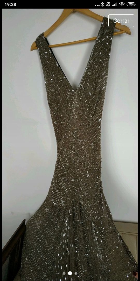 Vestido champán y pedrería Adolfo Domínguez