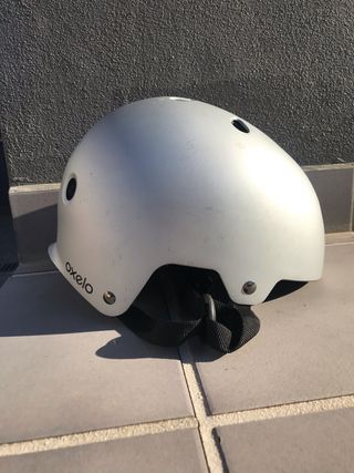 Casco talla S de segunda mano en Castelldefels en WALLAPOP Casco talla S de segunda mano en Castelldefels en WALLAPOP