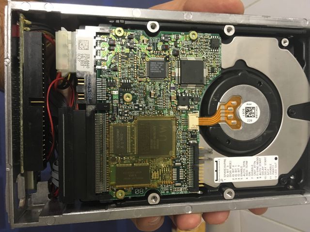 Discos duros SCSI de 68 y 80 pines