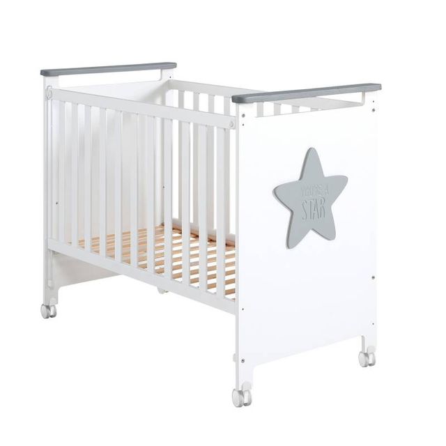 Culla, materasso e paracarro