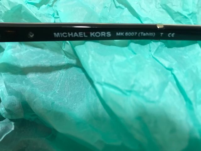 Gafas de sol modelo TAHITÍ marca Michael KORS