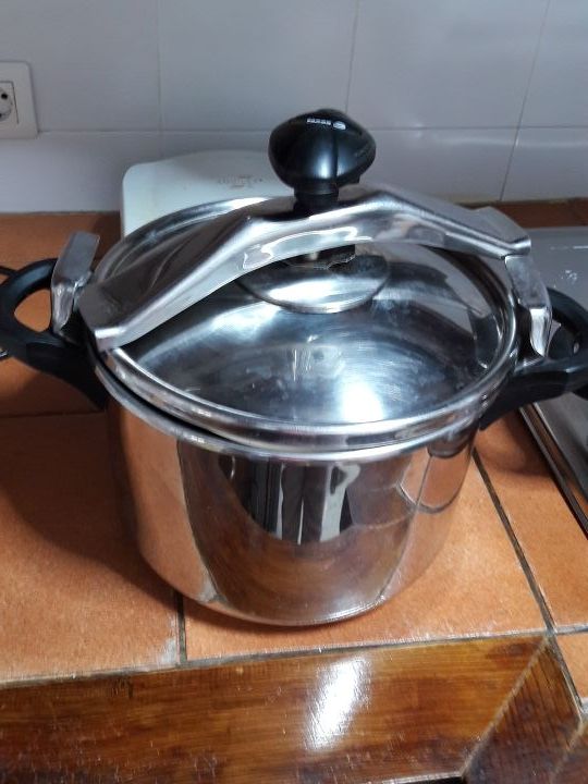 vendo juego ollas express fagor. Acero inoxidable