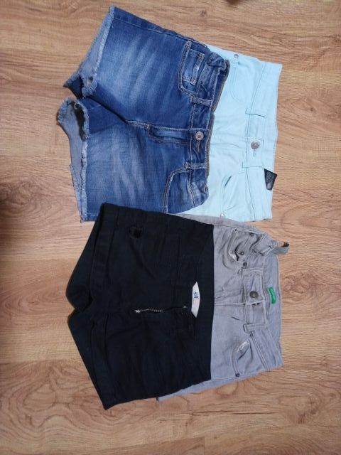 3 Pantalones cortos