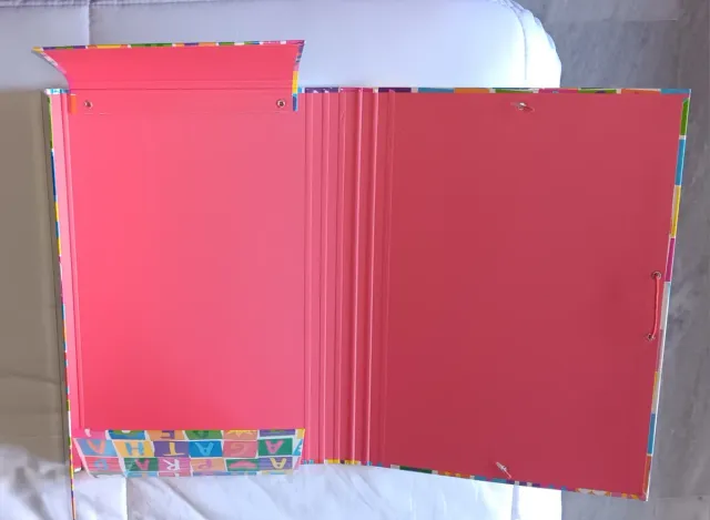 Archivadores Escolares Monster High y Agatha Ruiz