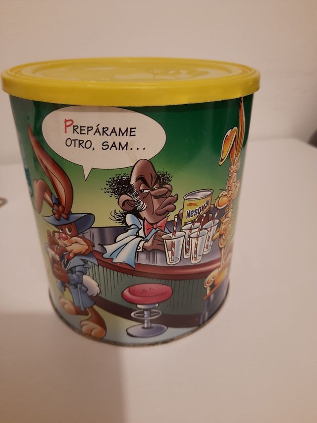 Bote Nesquik año 2000