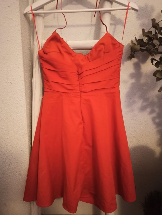 Vestido rojo Zara