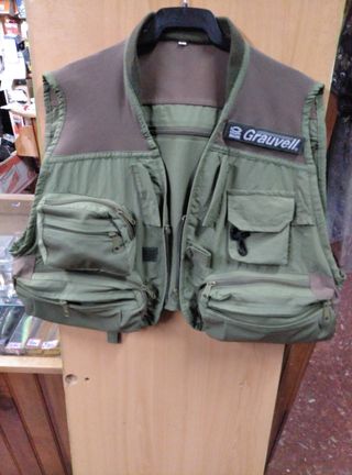 PESCA, CHALECO PARA SPINNING- NUEVO. de segunda mano por 47 EUR en  Cerdanyola del Vallès en WALLAPOP