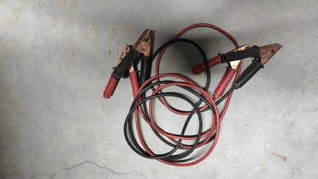 Pinzas de arranque para coches gasolina y motos