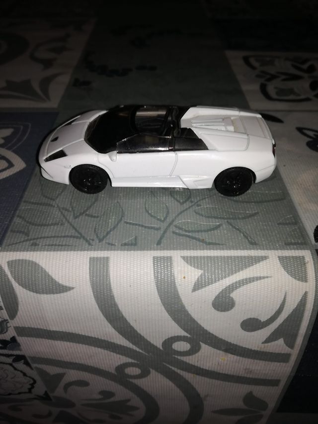 miniatura Lamborghini Murciélago