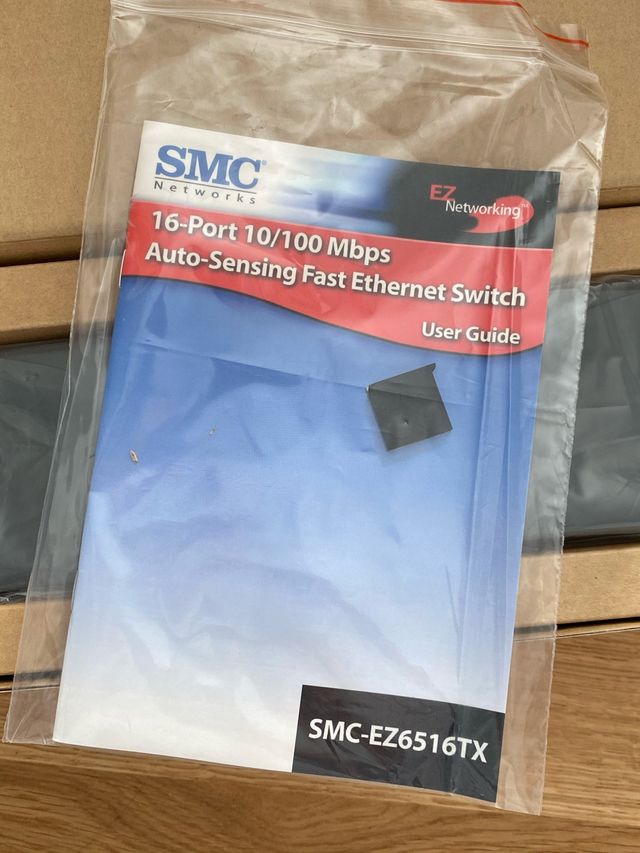 Switch SMC 16 puertos 100Mb/s