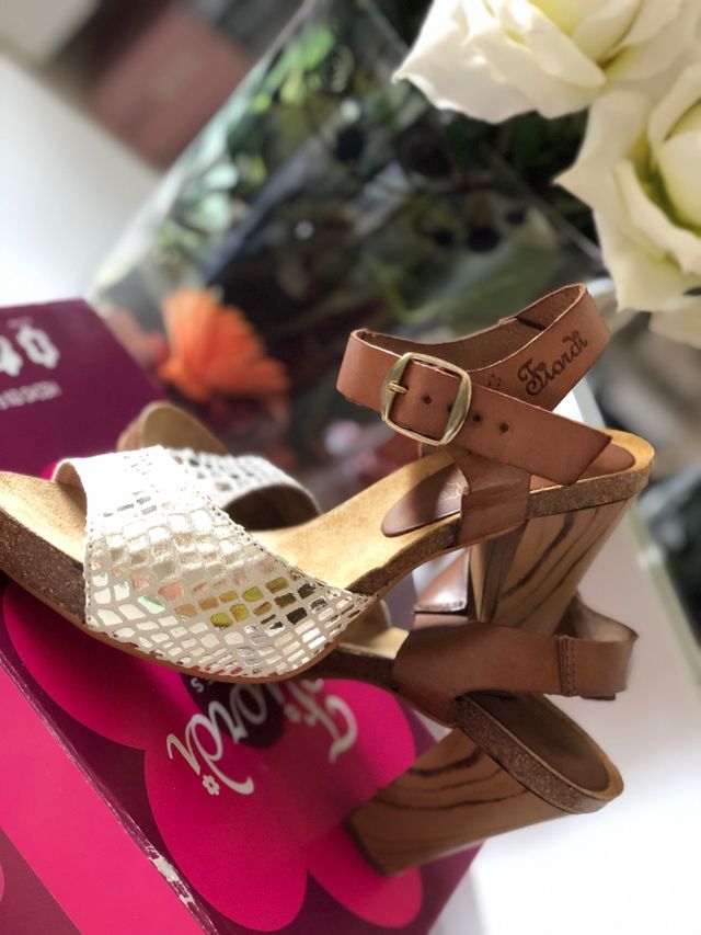 Sandalia piel 37 Nueva