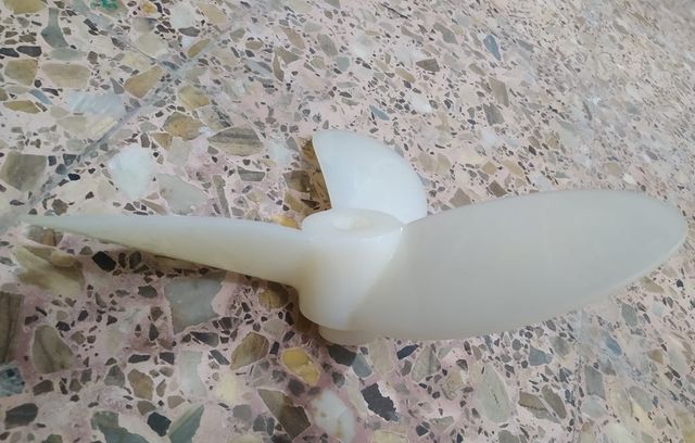 Hélice de nylon (NUEVA)