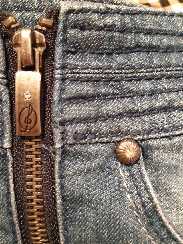 falda Stradivarius talla 36