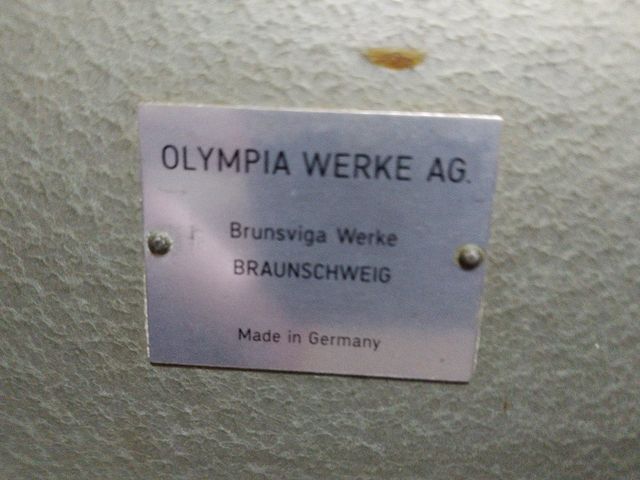 calculadora Brunsviga mecánica antigua