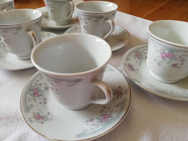 Juego de tazas de porcelana fina