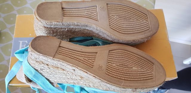 Zapatillas mujer esparto. Nuevas. Sin uso
