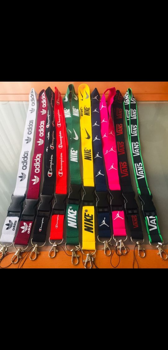 Opcional Agente de mudanzas Perca Cinta para llaves o lanyard por 5 € de segunda mano por 5 € en Leganés en WALLAPOP Opcional Agente de mudanzas Perca Cinta para llaves o lanyard por 5 € de segunda mano por 5 € en Leganés en WALLAPOP