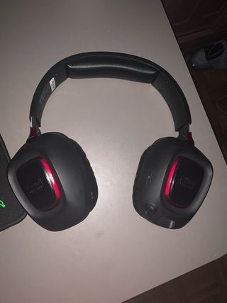Auriculares PC de segunda mano en Madrid en WALLAPOP Auriculares PC de segunda mano en Madrid en WALLAPOP