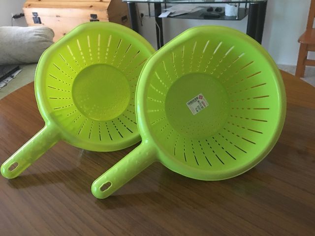 Se vende escurridor de cocina  3 euros los dos