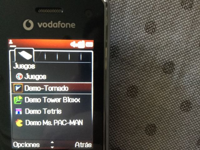 teléfono móvil Alcatel vodafone 810
