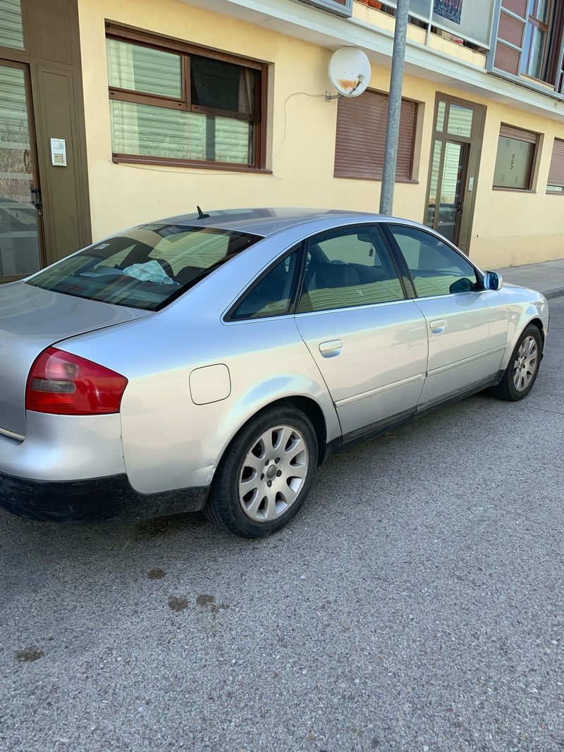 Audi - foto 1