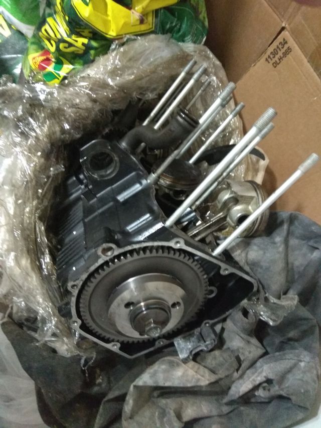 Suzuki Bandit 650 2005 todas las piezas