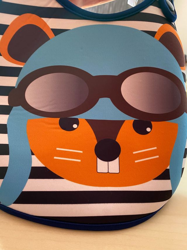 Babero neopreno nuevo