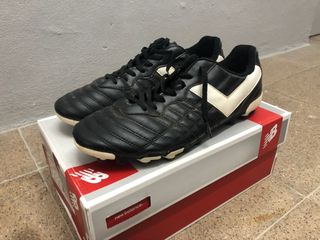 BOTAS FUTBOL PONY (TACO GRANDE) NUEVAS de segunda mano por 20 EUR en  Barcelona en WALLAPOP