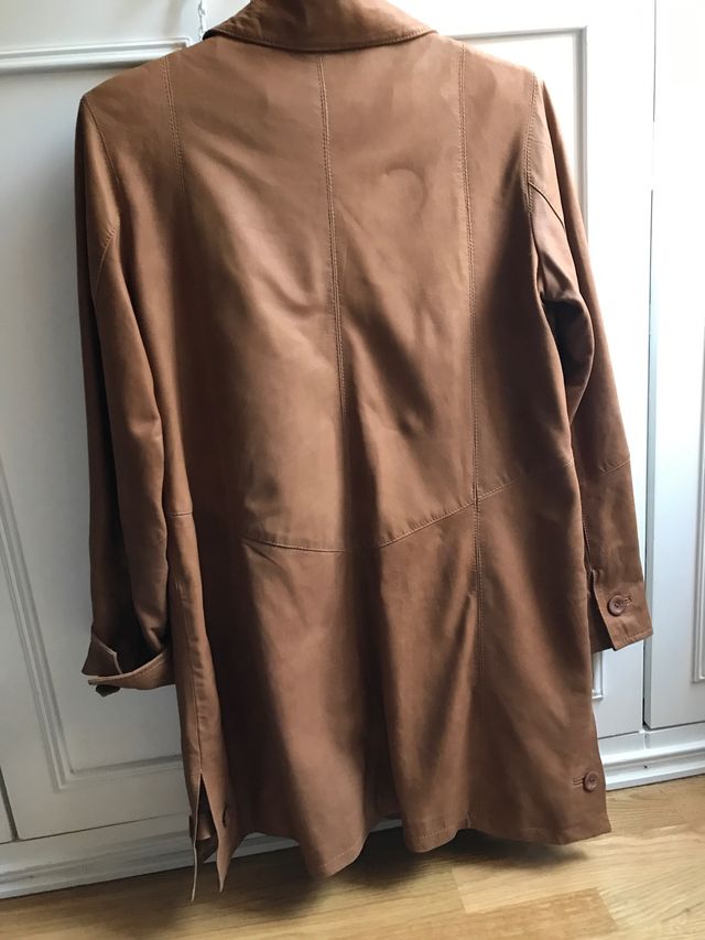 Abrigo 3/4 nuevo De cuero finísimo color Camel