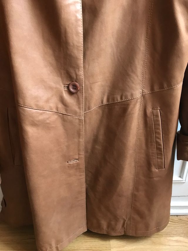 Abrigo 3/4 nuevo De cuero finísimo color Camel