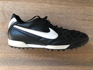 nike tiempo multitaco