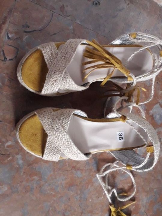 Sandalias verano rafia. Talla 36