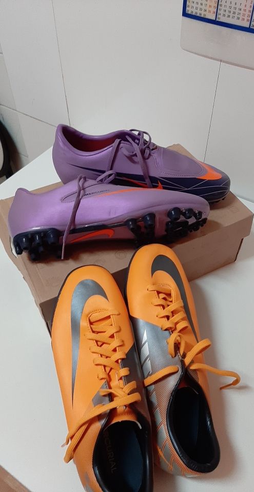 botas de fútbol 40