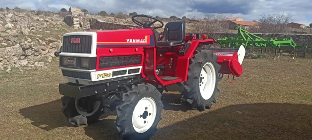 Minitractor Yanmar F15 tractor pequeño