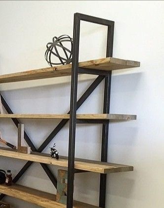 libreria per mobili industriali