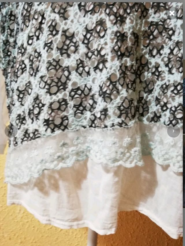 Blusa doble calado y encaje