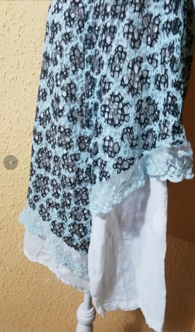 Blusa doble calado y encaje