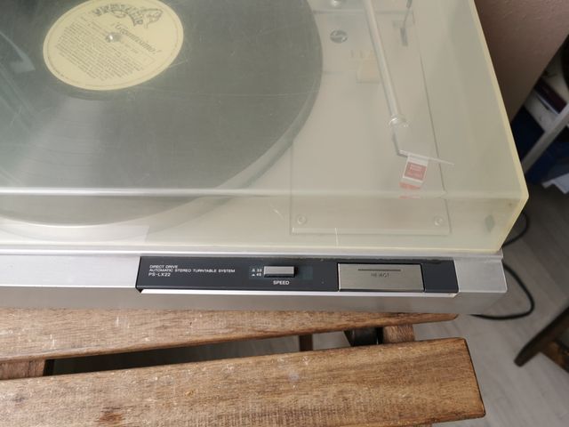 Tocadiscos Sony PS-LX22