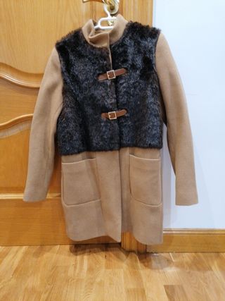 Abrigo fórmula joven talla 40 de segunda mano por 8 EUR en Burlada en  WALLAPOP