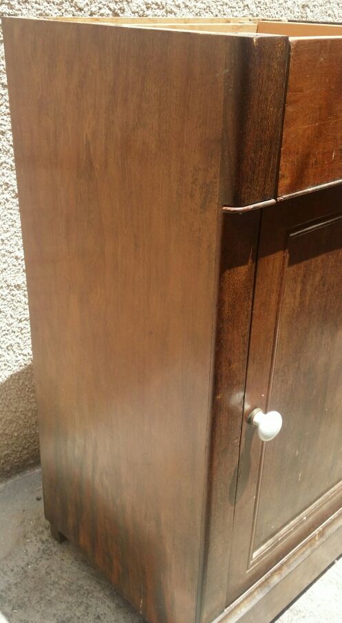 MESILLA PARA RESTAURAR. TAMBIEN CAMBIO.